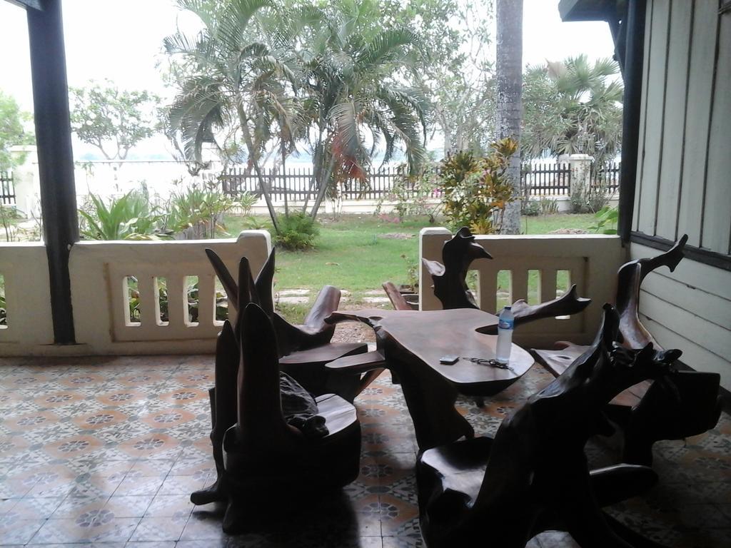 Kongmany Colonial House Hotel Muang Khong Luaran gambar