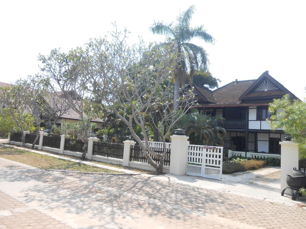 Kongmany Colonial House Hotel Muang Khong Luaran gambar